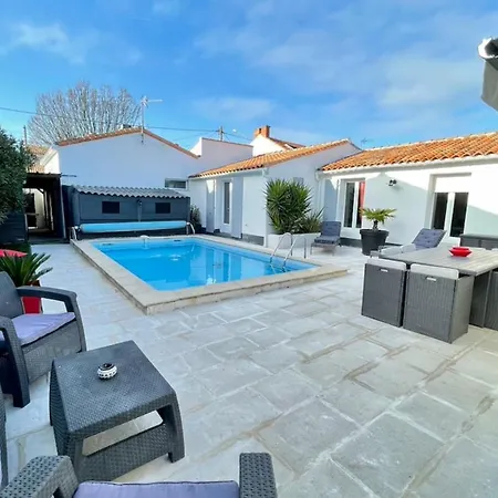 Sumptuous And Spacious House With Pool * La Rochelle (Charente-Maritime)